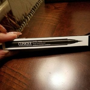 Clinique Liquid Eyeliner
